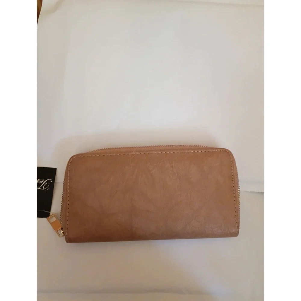 Tems brand zip